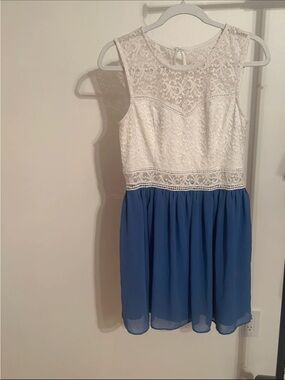 BCX White Lace Bodice Blue Chiffon Mini Dress